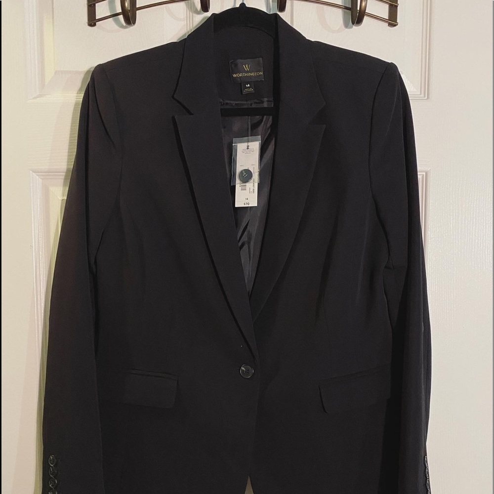 NWT Black Blazer